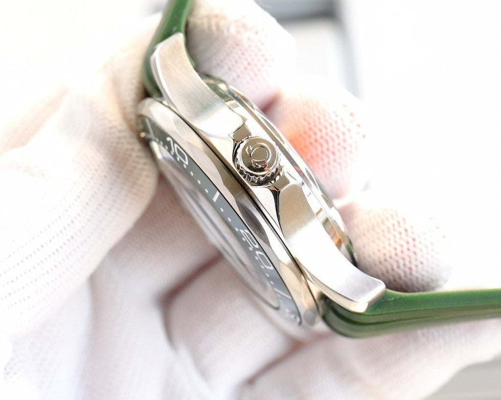 Omega Seamaster 300 Mechanical Diver Watch