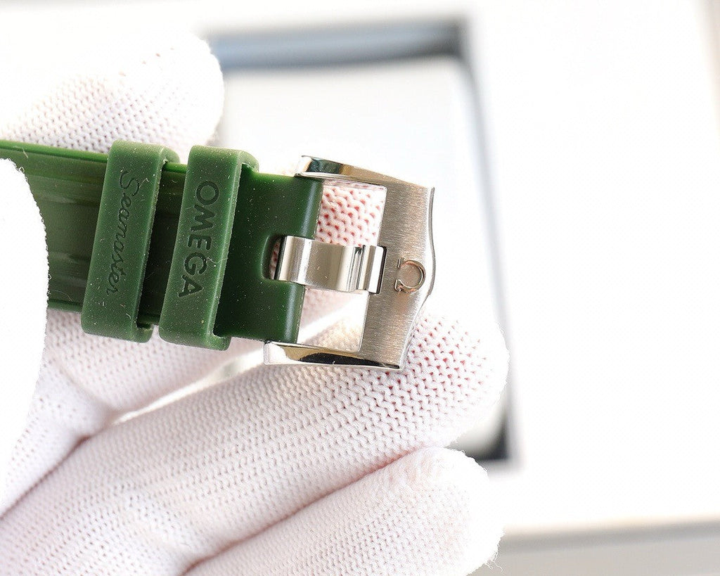 Omega Seamaster 300 Mechanical Diver Watch