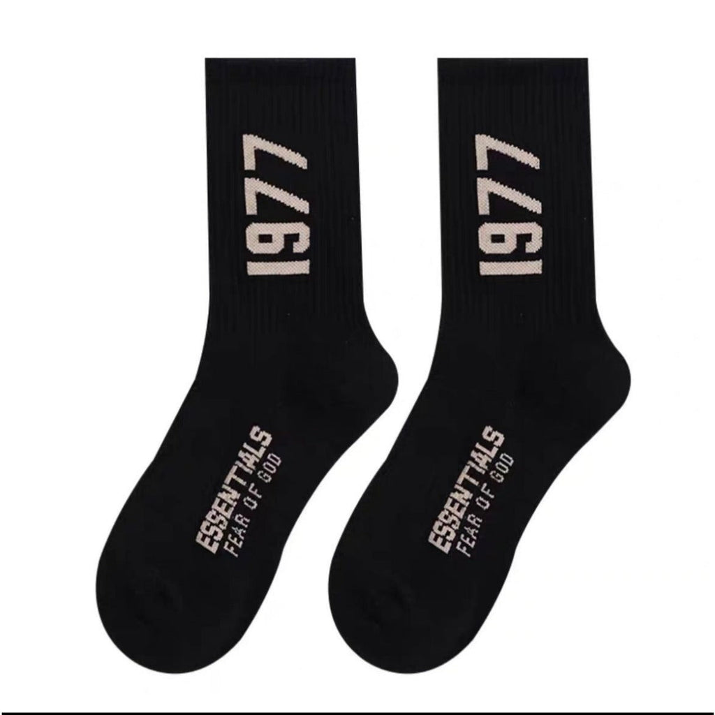Fog ESSENTIALS Socks Hip Hop Sports Tube Socks